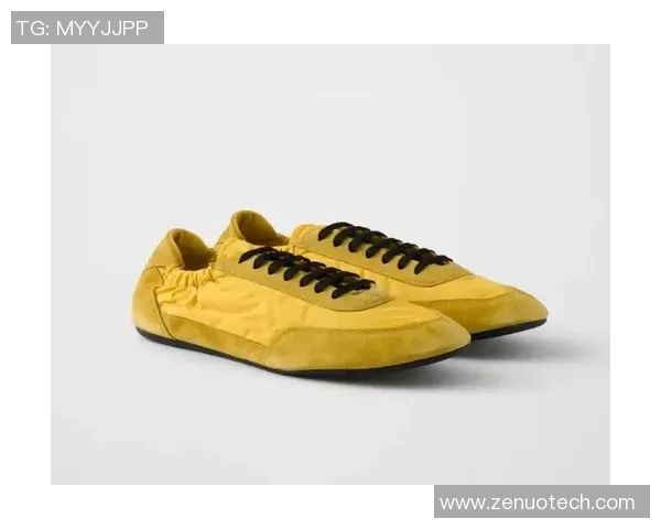 球星专属足球鞋包大揭秘 专业设计与时尚元素的完美融合